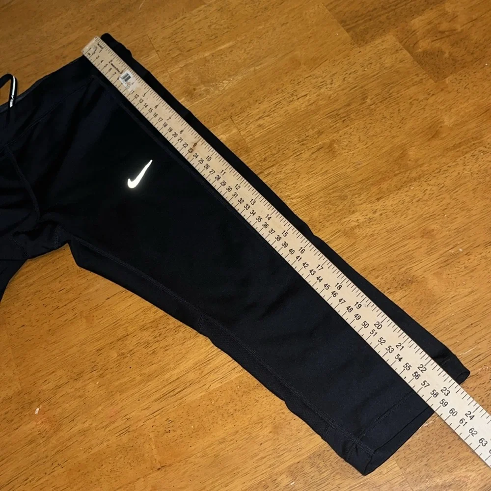 Nike Black Dri Fit Running Capri Stretch Waist Womens Small